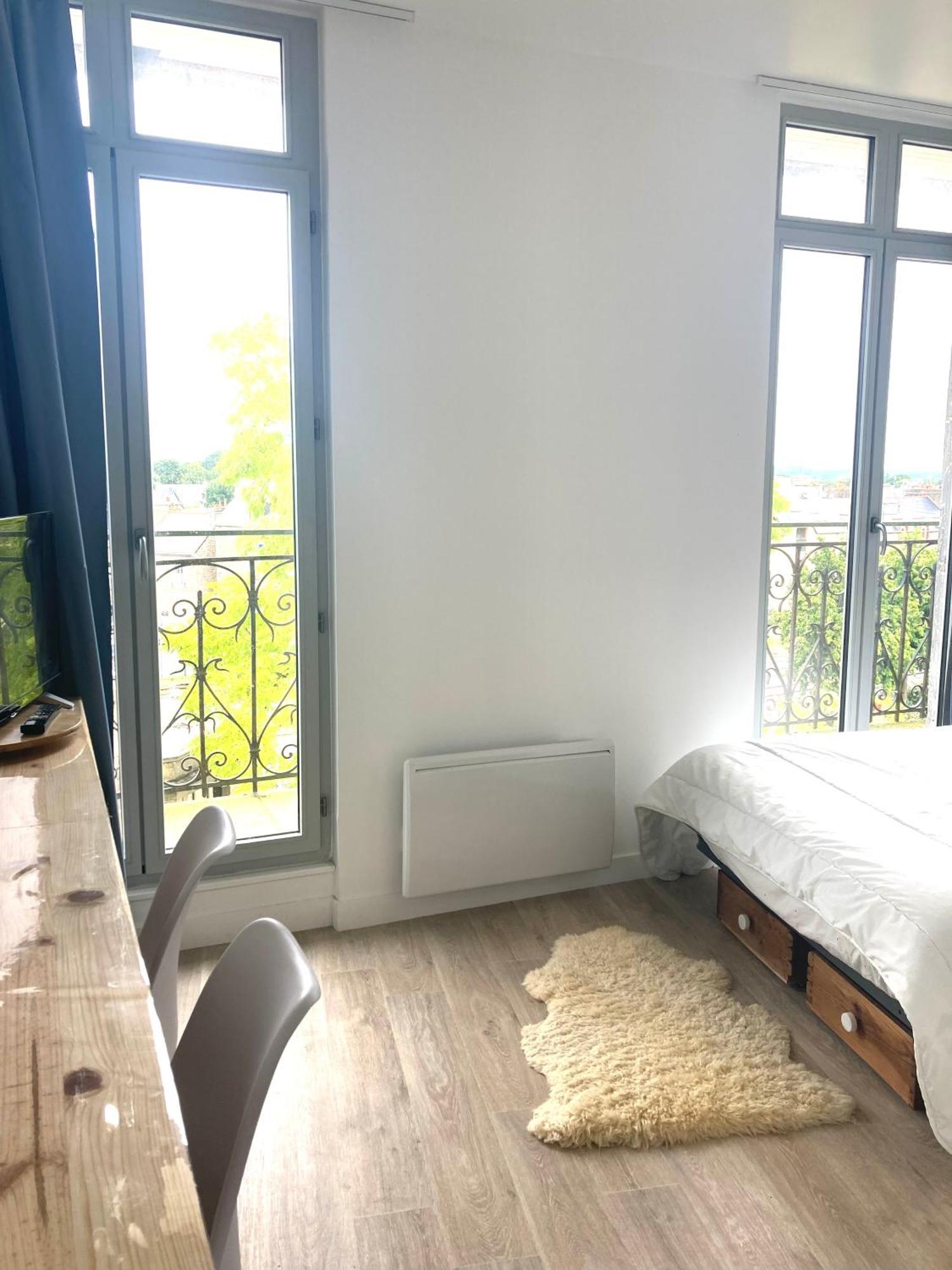 La Belle Consigne - Appartements Dinan Centre Gare エクステリア 写真