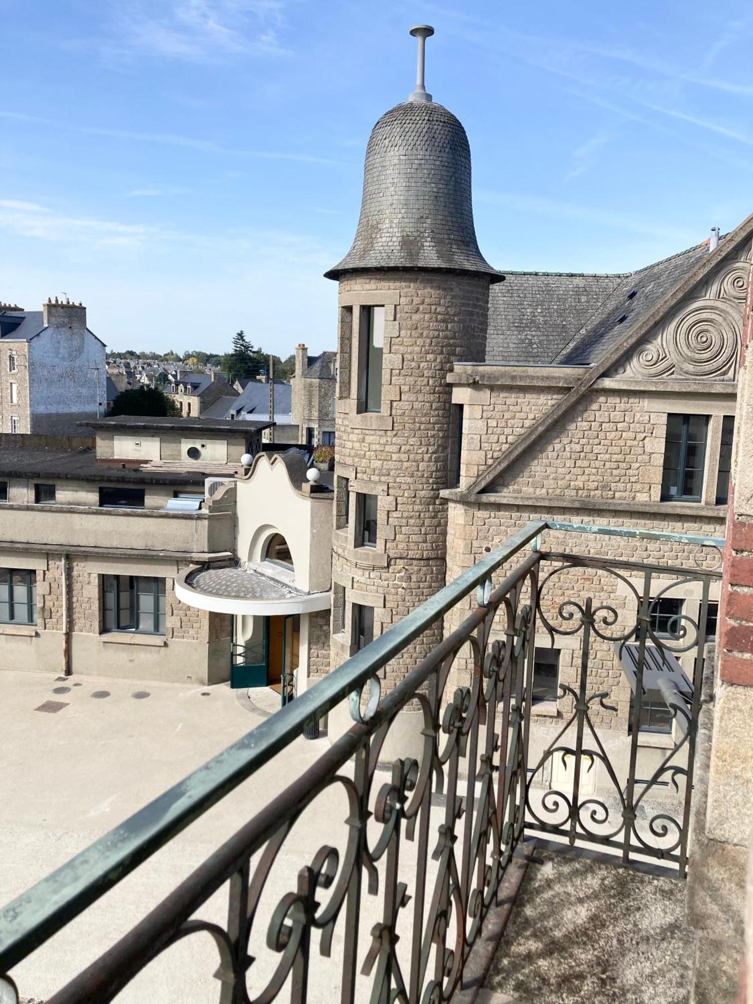 La Belle Consigne - Appartements Dinan Centre Gare エクステリア 写真